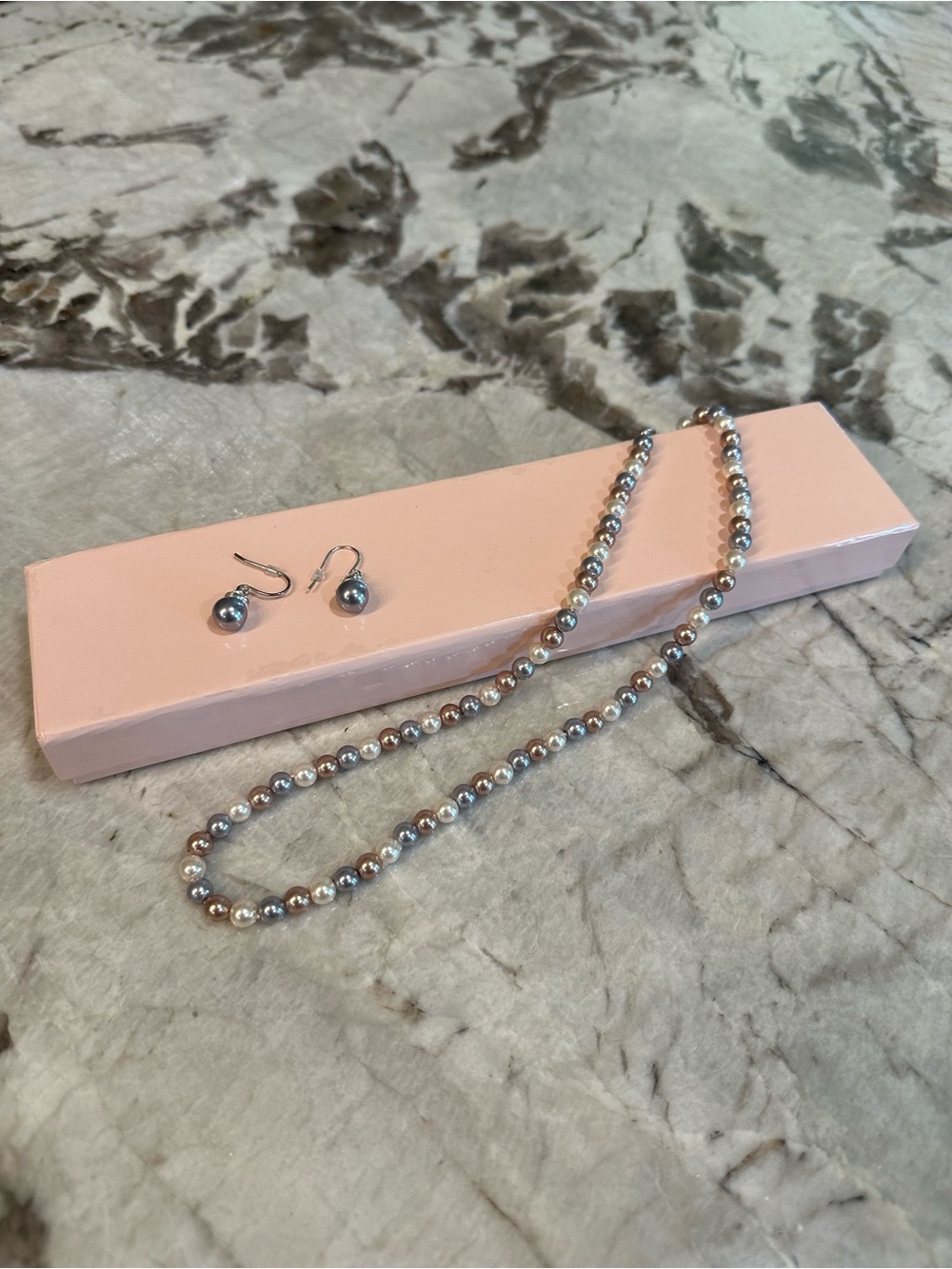 Elegant Tri- Color Pearl Bead Necklace and Earrings Set